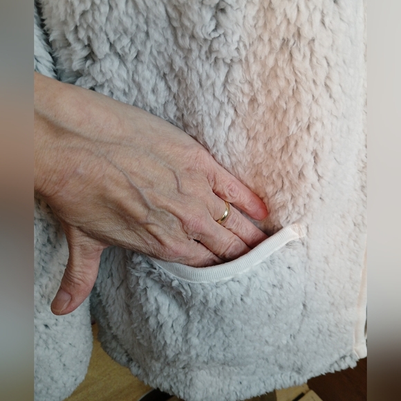 Cuddle duds Women's Gray Sherpa Lounge Jacket Size Small - Picture 7 of 8